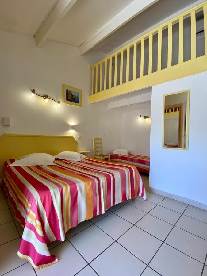 Hotel Myriam Vias Plage Экстерьер фото